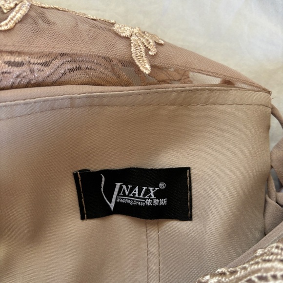 formal dress - Picture 3 of 7